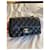 Timeless Peça muito rara. Bolsa Chanel Retangular com Aba em couro caviar preto - vista 2