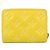 Cartera Lou Coussin Louis Vuitton Amarillo - vista 2