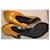 Escarpins Yves Saint Laurent dorés en cuir verni  - vue 5