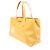 Louis Vuitton Wilshire Monogram Vernis PM Beige - vista 3