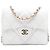 Wallet On Chain Tarjetero de caviar blanco acolchado CC de Chanel con cadena