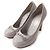 Timeless COCO MarkChain Leder-Pumps von Chanel Grau