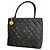 Timeless Borsa Tote Reissue di Chanel in Nero