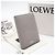 Billetera compacta slim de piel de ternera texturizada Loewe Castaño - vista 2