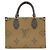 Borsa OnTheGo PM Monogram Gigante Louis Vuitton Marrone - vista 2