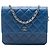 Wallet On Chain Carteira de couro de cordeiro matelassada azul CC quadrada da Chanel com corrente