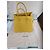 Céline Phantom em couro amarelo. Item usado em perfeito estado - vista 2