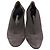 Zapatos de tacón de punta en ante gris con acento elástico de Manolo Blahnik - vista 2