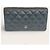 Timeless Chanel Serie de Carteras Largas en Caviar Negro Clásico - vista 2
