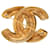 Timeless Spilla Logo Matelassé Coco di Chanel D'oro  - vista 2