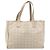 CHANEL Nova Bolsa Tote de Viagem Nylon Bege Ouro CC Auth ti3788 Dourado - vista 13