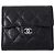 Portafoglio bi-fold classico matelassé per donne Chanel Nero