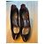 Louis Vuitton Lacklederschuhe mit Absatz in Auberginenfarbe Pflaume - Ansicht 6