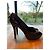 Louis Vuitton Lacklederschuhe mit Absatz in Auberginenfarbe Pflaume - Ansicht 8