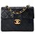Borsa a tracolla Chanel Classique in pelle nera Nero