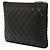 Chanel Medium Matelassé Caviar Boy O Étui Pochette Nero - vista 2