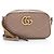 Bolso de cámara pequeño Gucci Matelassé de cuero GG Marmont Castaño Beige