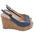 Sandalo con zeppa Riveria Slingback di Stuart Weitzman in pelle blu