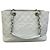 Chanel Grand Shopping Tote in pelle caviar bianca Bianco
