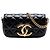 Portacellulare Chanel Black Quilted Lambskin Giant CC Flap con catena Nero