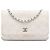 Wallet On Chain Cartera con cadena Chanel White CC en piel de cordero acolchada perforada Blanco Crudo