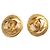 Chanel Vintage Goldplattierte runde CC Logo Clip Ohrringe Gelb