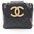 Borsa a tracolla Chanel Matelassé in pelle di agnello nera Nero