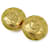 Orecchini Chanel Coco Mark Button D'oro  - vista 3
