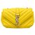 Borsa Classic Chain in pelle di vitello Baby Chevron Monogram giallo Saint Laurent