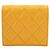Cartera Pequeña Matelassé Chanel Amarillo Mostaza - vista 3