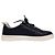 Timeless Sneakers basse Chanel CC Pull-Tab in pelle nera Nero