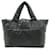 Chanel Coco Cocoon Small Tote Bag Schwarz  - Ansicht 2