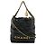 Borsa a tracolla Chanel 22 in pelle vernice nera Nero