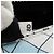 Bolso de Hombro PRADA con Estampado Comic en Cuero Blanco Plata Auth 181914SM - vista 10