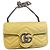 Borsa a tracolla Gucci Marmont piccola in pelle trapuntata gialla Giallo