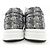 Timeless Sneakers in tessuto Chanel Marrone Nero - vista 5