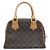 Borsa Louis Vuitton Monogram Manhattan PM Marrone Monogramma - vista 2