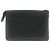 Borsa Pochette Voyage Souple Louis Vuitton M82545 Nero - vista 2