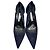 Scarpin de bico fino com recortes Manolo Blahnik em camurça azul marinho - vista 6