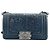 Bolso de hombro Chanel Boy Small en azul - vista 2