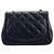 Borsa a tracolla Chanel Mini Matelassé in nero - vista 3