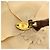 Timeless Chanel Vintage Camelia Blumen Brosche aus beigem Stoff - vista 4