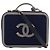 Vanity Pochette de toilette Chanel Blue Medium Tricolor Jersey CC Filigree Bleu Bleu Marine