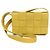 Borsa a tracolla Bottega Veneta Intrecciato Cassette in giallo