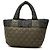 Tote Coco Cocoon em nylon acolchoado Chanel marrom Small Caqui