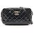 Borsa a tracolla Chanel Matelassé in vernice nera Nero