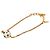 Bracciale charm a forma di pallone da calcio in resina e cristallo placcato oro CC Gold di Chanel D'oro