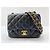 Borsa a Spalla Chanel Mini Matelassé Nero - vista 16