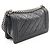 Borsa a tracolla Boy di Chanel in agnello nero - vista 2