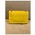 Timeless Chanel Classic Flap Bag medium aus gestepptem Lammleder gelb - Ansicht 2